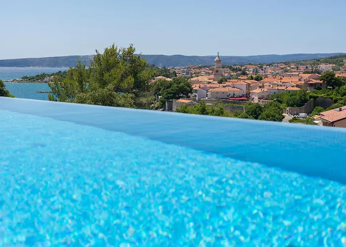 Unique Apartment With Private Pool