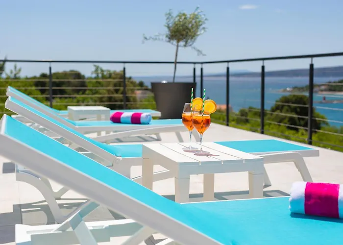 Unique Apartment With Private Pool