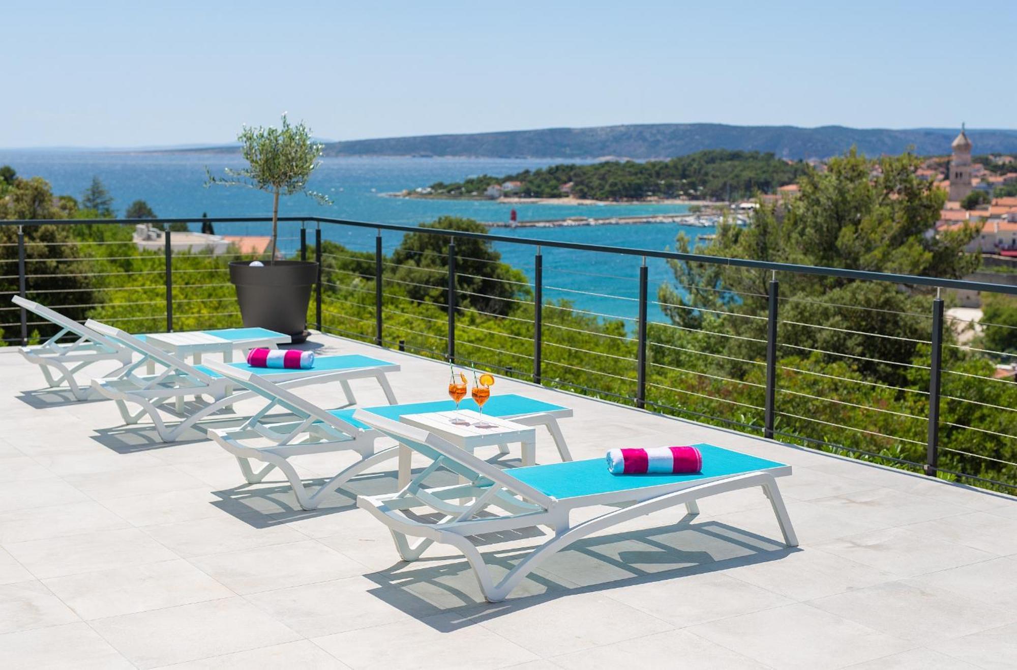 Unique With Private Pool