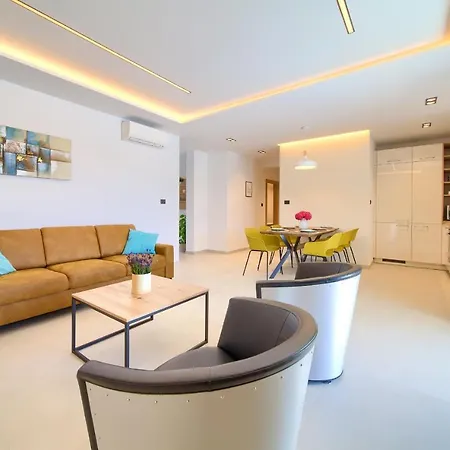 Unique Apartment With Private Pool Krk Town Exterior photo
